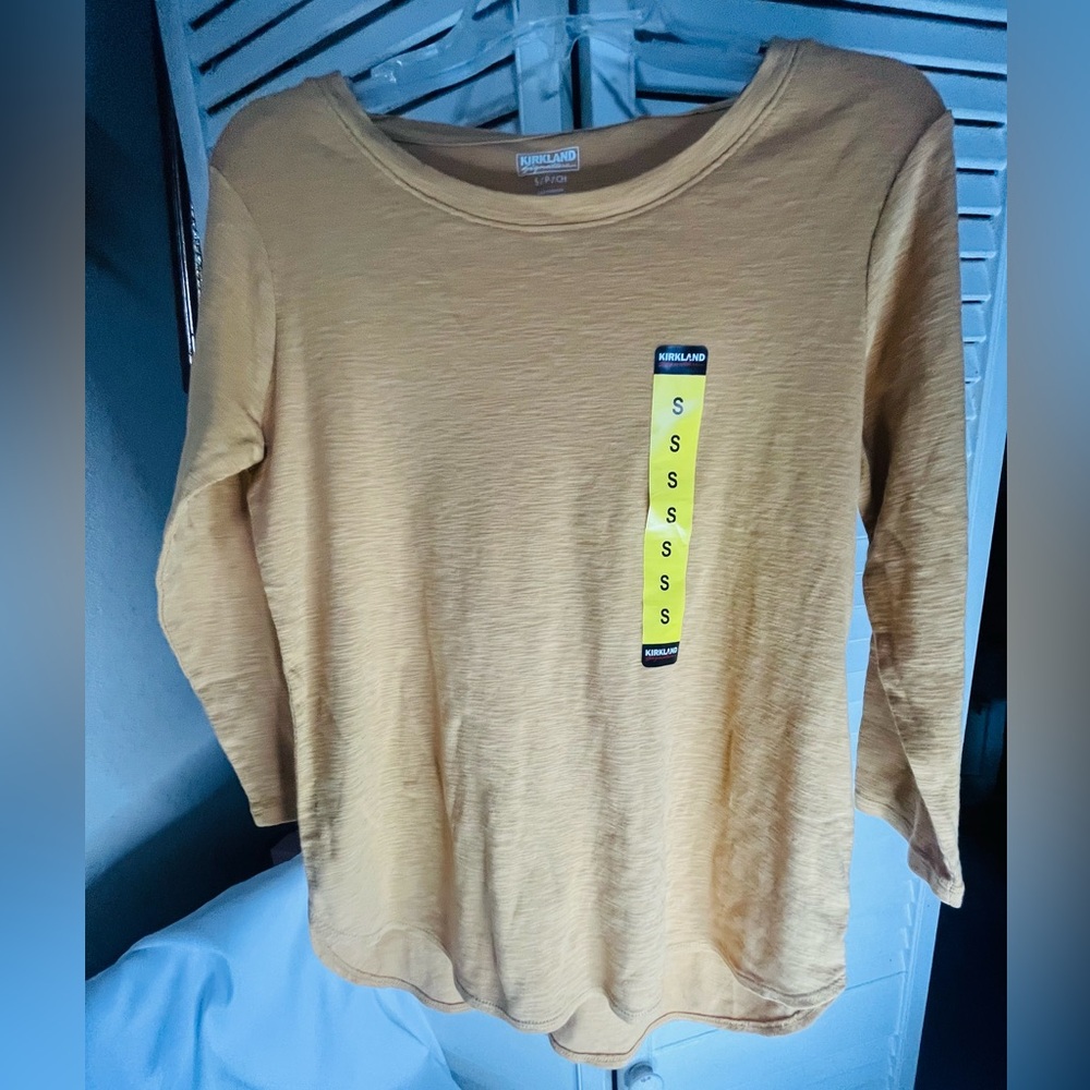 Kirkland Signature Yellow semi Long Sleeve Shirt
